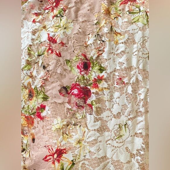 Gabby Skye Floral Lace Fit-&-Flare Dress size 6 - Picture 10 of 12